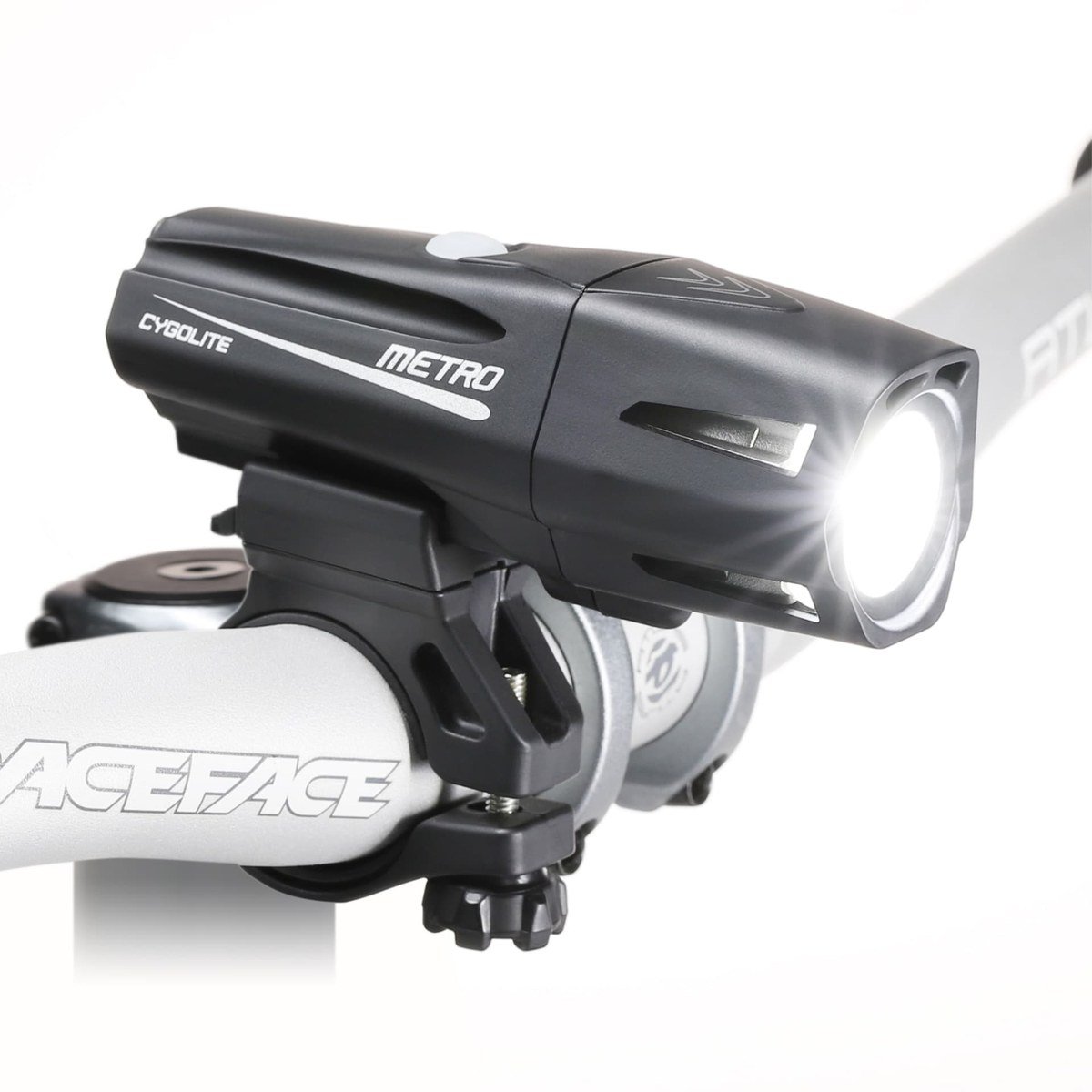 Cygolite Metro Pro 1150 bike headlight mounted on handlebars